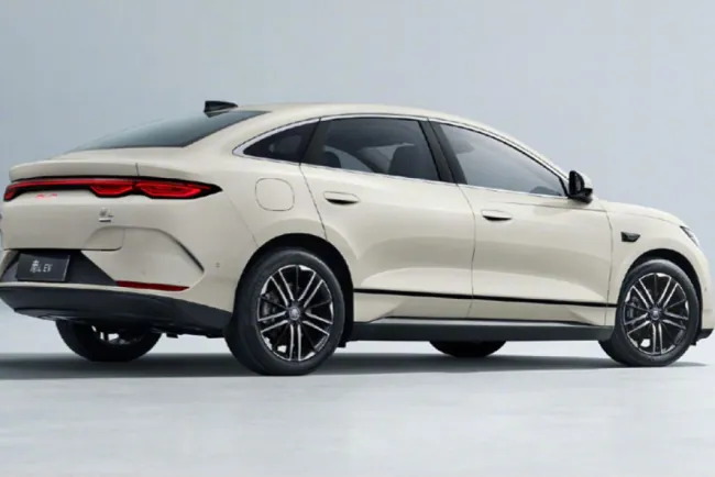 BYD, Genç Sürücülere Yönelik Yeni Qin L EV Sedan'ı Tanıttı