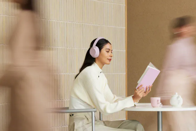 Sony WF-C710N Kablosuz Kulaklık Tanıtıldı: Daha İyi Gürültü Engelleme ve Uzun Pil Ömrü!