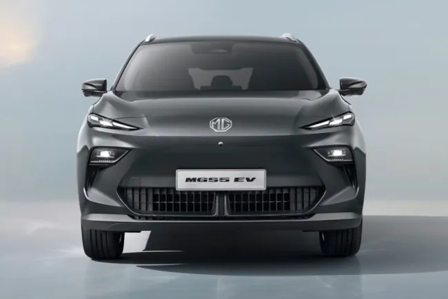 MG, Yeni MGS5 Elektrikli SUV'sini İngiltere'de Tanıttı