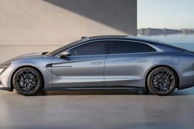 BYD U7 Tanıtıldı: 1.287 Beygir Gücündeki Elektrikli Sedan