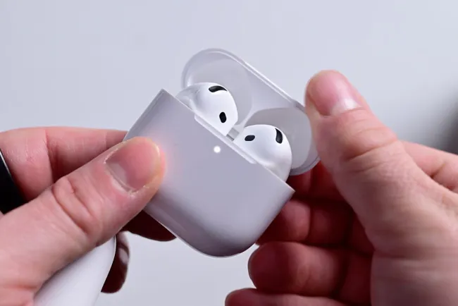 AirPods Pro 2 ve AirPods 4 İçin Yeni Firmware Güncellemesi Yayınlandı