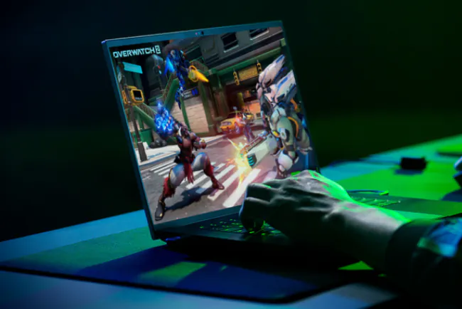 Razer, ABD’de Blade 16 ve Blade 18 Oyun Dizüstü Bilgisayarlarının Satışını Durdurdu: Yükselen Tarifelerin İlk Büyük Yansıması