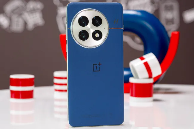 OnePlus 13 Android 16 Beta 2 Güncellemesiyle Gelen Özelleştirilebilir Pil Şarj Sınırı Özelliği