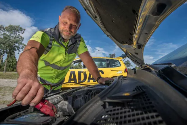 ADAC Testi: Elektrikli Otomobiller, Geleneksel Araçlardan Daha Güvenilir Çıktı