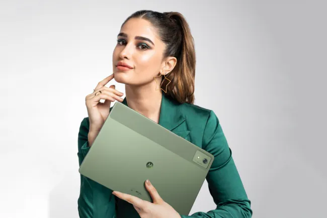 Motorola’dan Yeni Hamle: Moto Pad 60 Pro ve Moto Book 60 Tanıtıldı